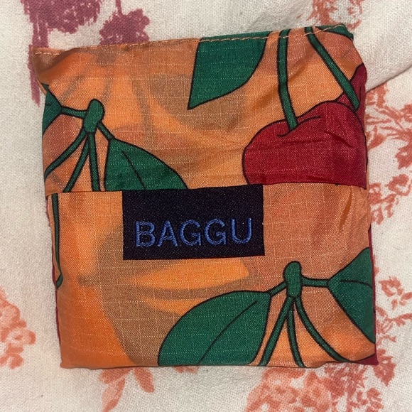 Baggu Cherry Print Reusable Baby Tote Bag NEW NWOT - Picture 1 of 2